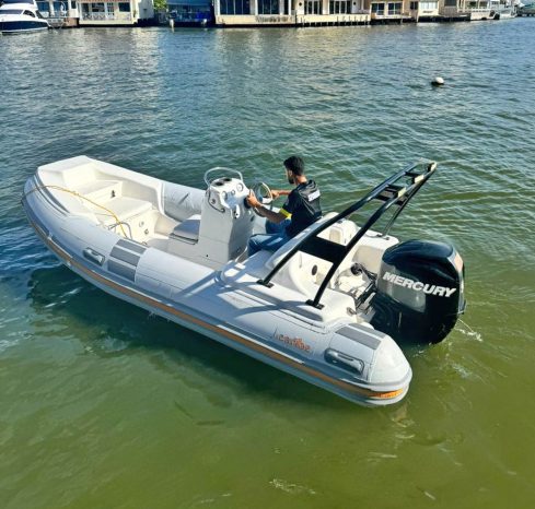 
								DINGHY CARIBE DELUXE 15 full									