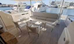 
										CUSTOM LINE NAVETTA 28 92 full									