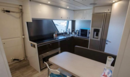 
										CUSTOM LINE NAVETTA 28 92 full									