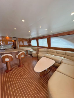 
										VIKING CONVERTIBLE 68 full									