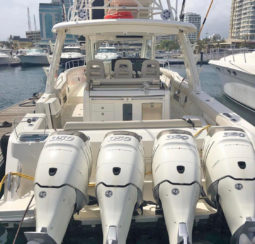 
										BOSTON WHALER OUTRAGE SPECIAL EDITION 42 full									