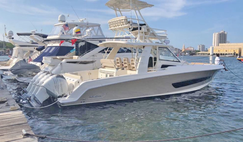 
								BOSTON WHALER OUTRAGE SPECIAL EDITION 42 full									