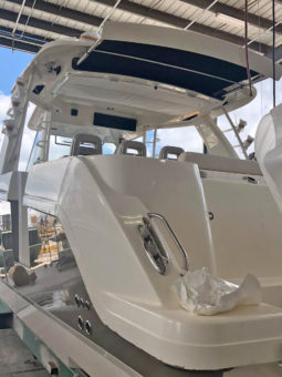 
										BOSTON WHALER OUTRAGE SPECIAL EDITION 42 full									