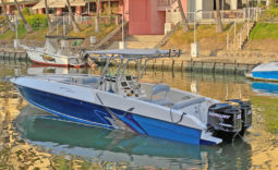 EXTREME MARINE CUDDY 30