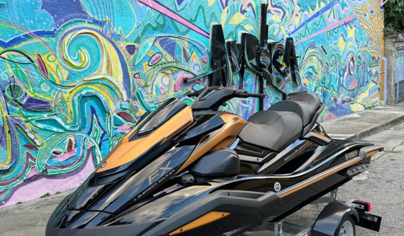 
								MOTO YAMAHA WAVE RUNNER FX LIMITED EDITION full									