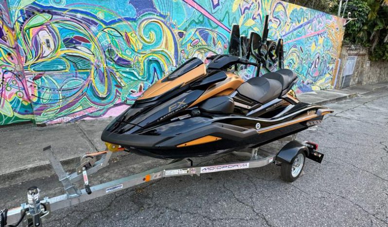 
								MOTO YAMAHA WAVE RUNNER FX LIMITED EDITION full									