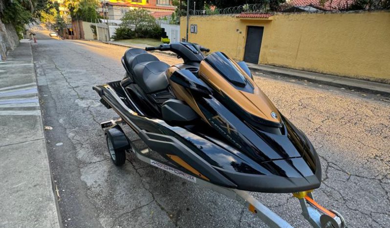 
								MOTO YAMAHA WAVE RUNNER FX LIMITED EDITION full									