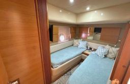 
										AZIMUT FLYBRIDGE 53 full									