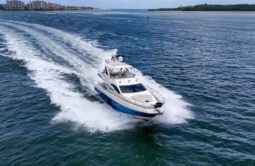 AZIMUT FLYBRIDGE 64