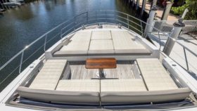 AZIMUT FLYBRIDGE 72