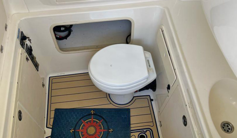 
								BOSTON WHALER 32 full									