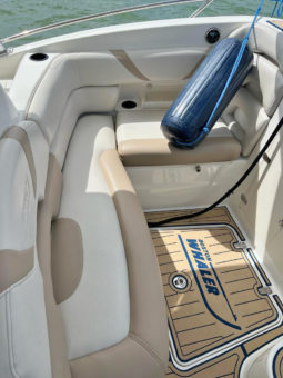 
										BOSTON WHALER 32 full									