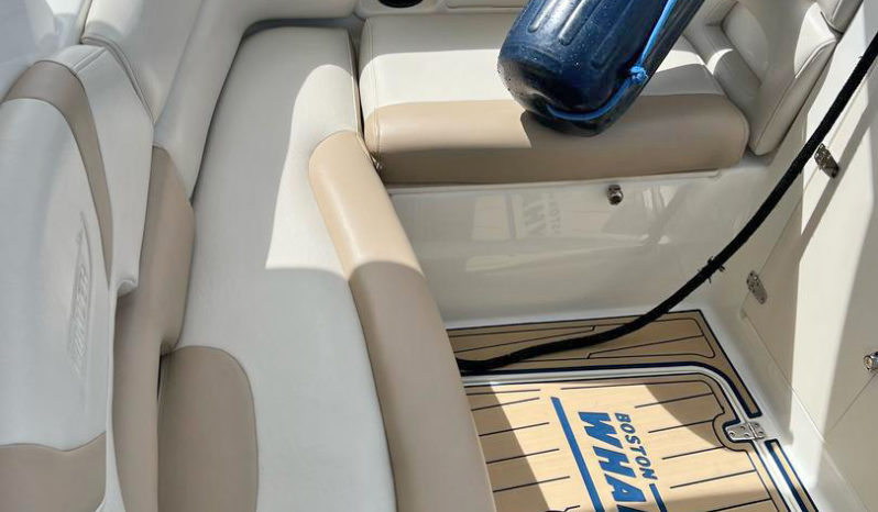 
								BOSTON WHALER 32 full									