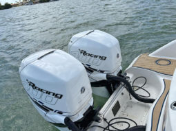 
										BOSTON WHALER 32 full									
