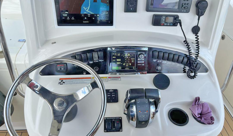 
								BOSTON WHALER 32 full									