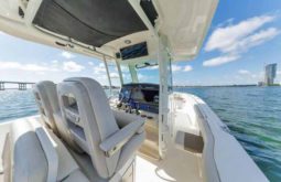 
										BOSTON WHALER OUTRAGE 330 33 full									