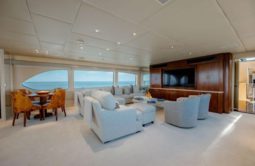 
										OCEANCO RAISED PILOTHOUSE 126 full									