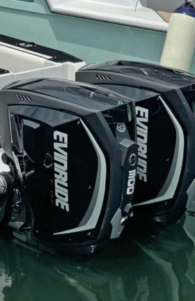 PAREJA MOTORES EVINRUDE E-TEC G2 300HP