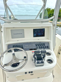 
										BOSTON WHALER OUTRAGE 28 full									