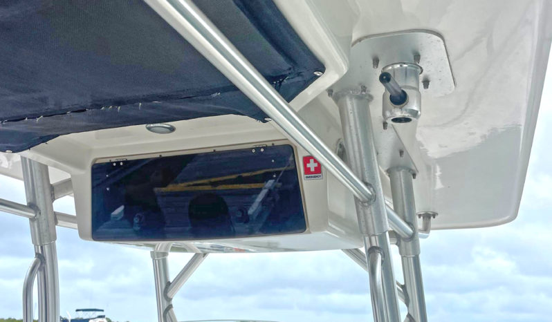 
								BOSTON WHALER OUTRAGE 28 full									