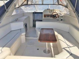 SUNSEEKER EXPRESS 38
