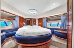 
										AZIMUT E 65 full									