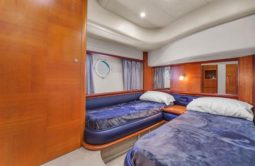 
										AZIMUT E 65 full									