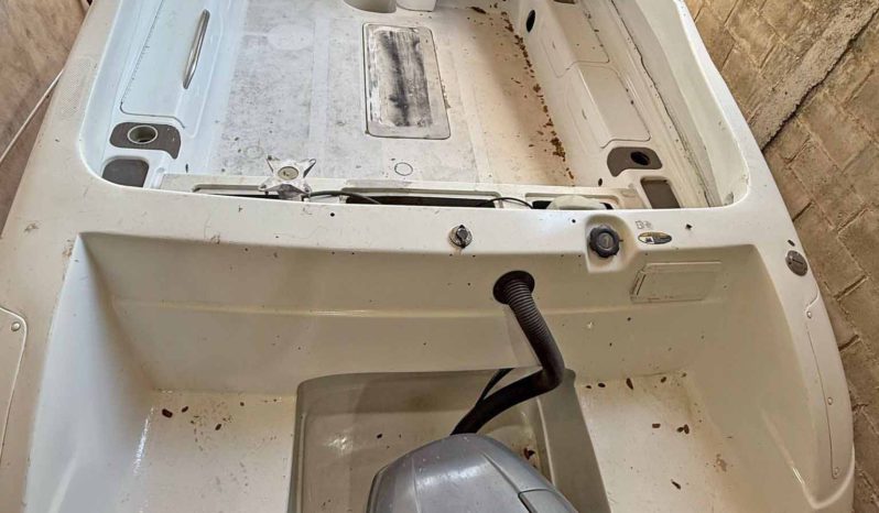 
								BAYLINER CAPRI CUDDY 23 full									