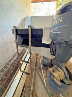 
										BAYLINER CAPRI CUDDY 23 full									