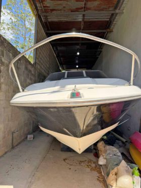 BAYLINER CAPRI CUDDY 23
