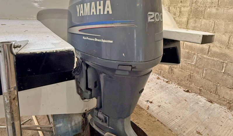 
								BAYLINER CAPRI CUDDY 23 full									