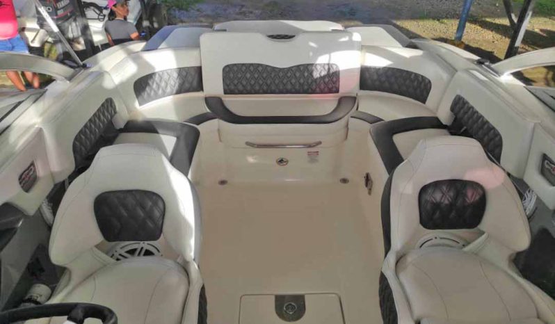 
								CHAPARRAL 246 24 full									