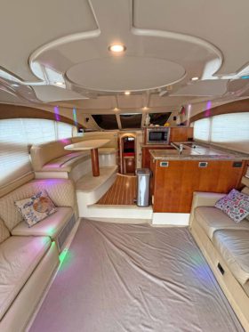 CRUISERS YACHTS 447 44