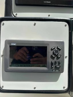 
										CRUISERS YACHTS 460 46.9 full									