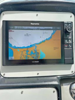 
										CRUISERS YACHTS 460 46.9 full									