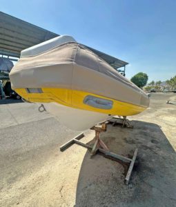 
										DINGHY CARIBE 15 full									