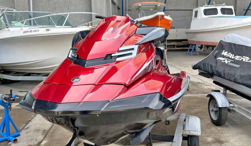 
								MOTO YAMAHA FX SHO full									