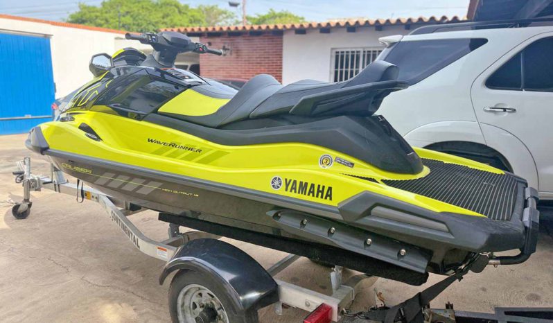 
								MOTO YAMAHA VX full									