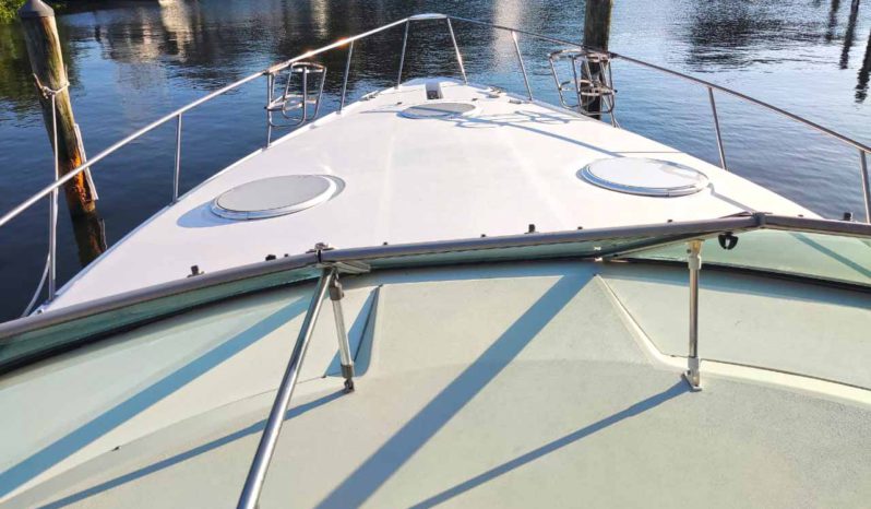
								CRUISERS YACTH 3575 ESPRIT 36 full									