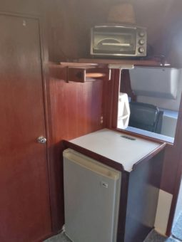 
										ALBIN 32 full									