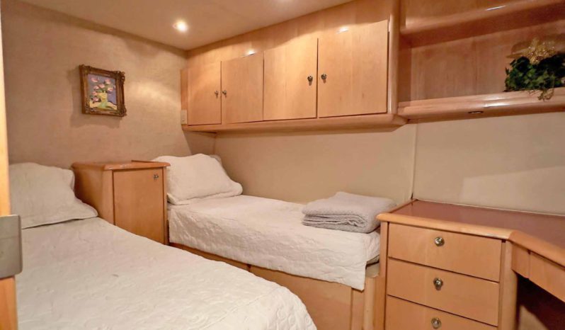 
								OCEAN YACHT SS 62 full									