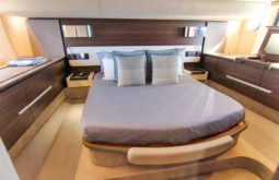 
										AZIMUT FLYBRIDGE 50 full									