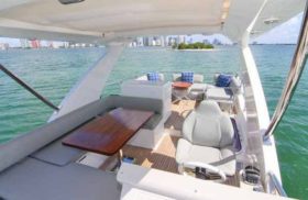 AZIMUT FLYBRIDGE 50