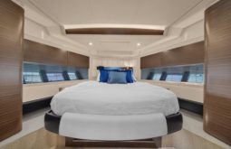 
										AZIMUT FLYBRIDGE 64 full									