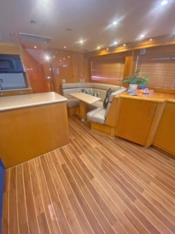 HATTERAS CONVERTIBLE 60