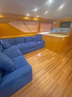 
										HATTERAS CONVERTIBLE 60 full									