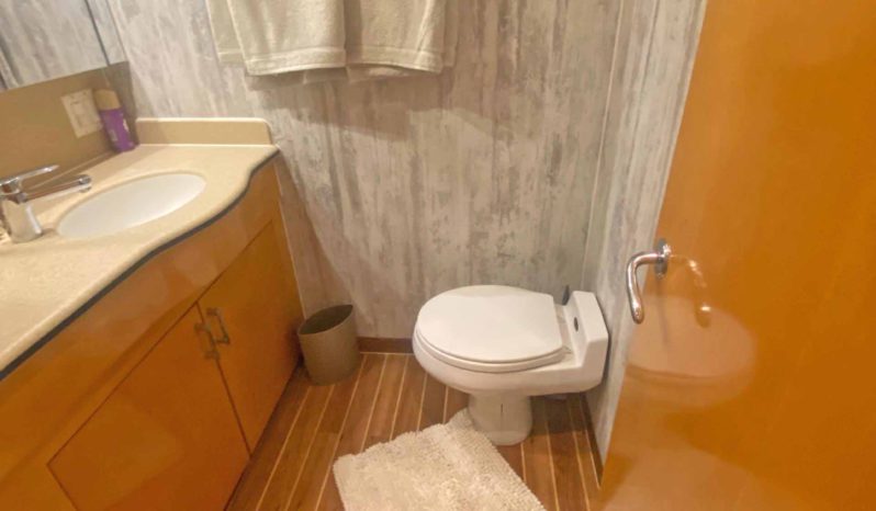 
								HATTERAS CONVERTIBLE 60 full									
