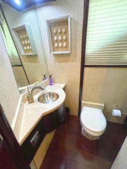 
										LAZZARA CMY 84 full									