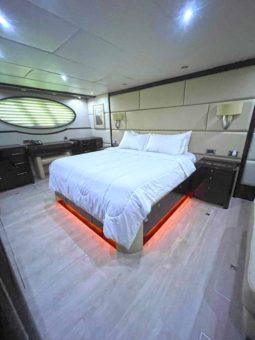 
										LAZZARA CMY 84 full									