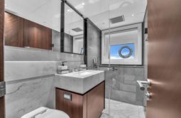 
										SUNSEEKER OCEAN 182 90 full									